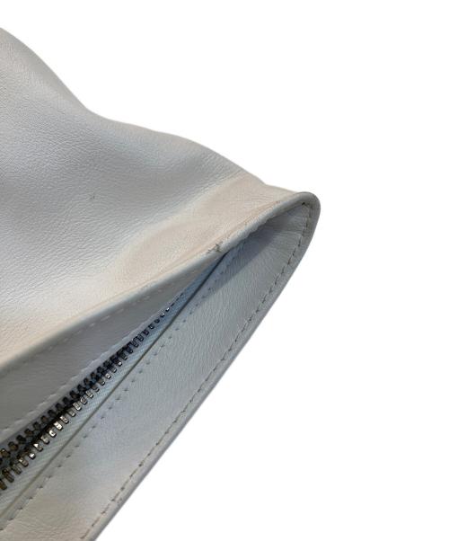 BOTTEGA VENETA（ボッテガベネタ）BOTTEGA VENETA (ボッテガベネタ) Triangle twist leather handbag /トライアングルツイストレザーハンドバッグ ホワイトの古着・服飾アイテム