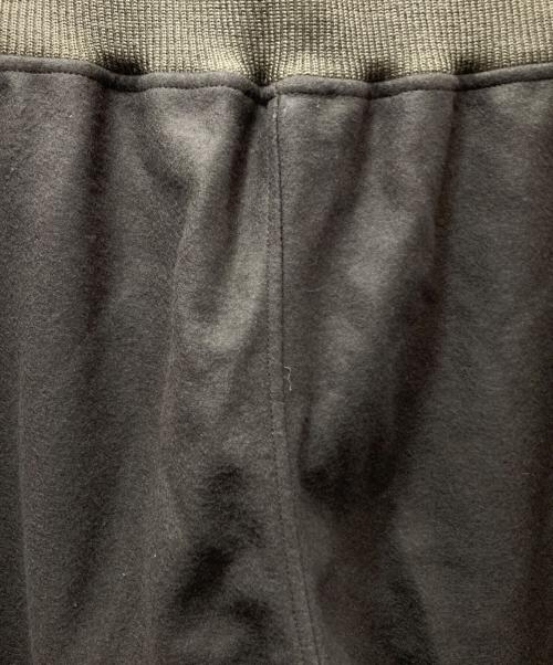 JIL SANDER（ジルサンダー）JIL SANDER (ジルサンダー) ストレッチジョガーパンツ カーキ サイズ:44の古着・服飾アイテム