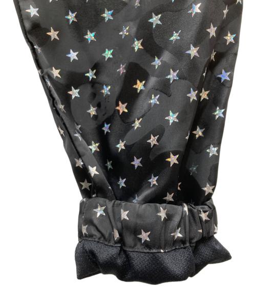 MARK&LONA（マークアンドロナ）MARK&LONA (マークアンドロナ) スカル総柄ジップパーカー ブラック サイズ:XLの古着・服飾アイテム