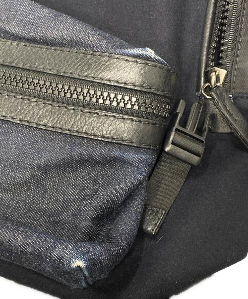 MONCLER（モンクレール）MONCLER (モンクレール) NEW ROMEO ZAINO レザー切替ウールデニムバックパック ブラック×ブルーの古着・服飾アイテム