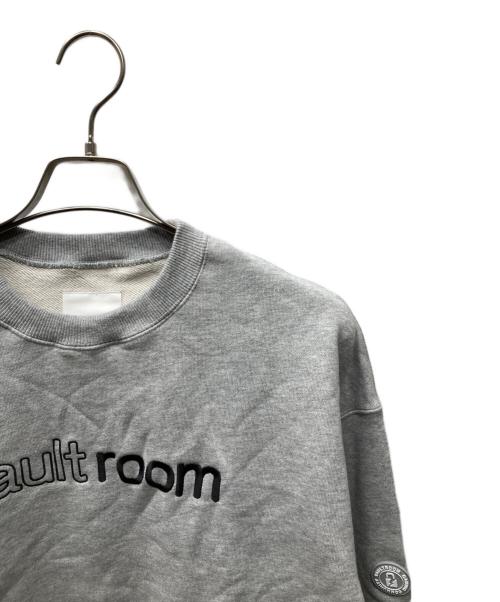VAULTROOM（ボルトルーム）vaultroom (ボルトルーム) LOGO CREWNECK SWEAT ロゴスウェット グレー サイズ:Mの古着・服飾アイテム