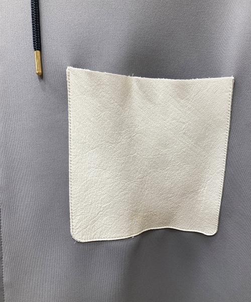 CULLNI（クルニ）CULLNI (クルニ) STUDIOUS (ステュディオス) Zip Up Hoodie With Washable Leather Pocket ジップパーカー グレー サイズ:1の古着・服飾アイテム