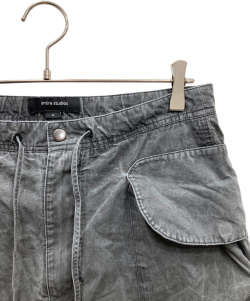 entire studios（エンタイアスタジオ）ENTIRE STUDIOS (エンタイアスタジオ) Freight cargo IRON カーゴパンツ グレー サイズ:Sの古着・服飾アイテム