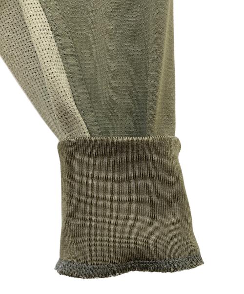 C.E（シーイー）C.E (シーイー) ロングスリーブカットソー グリーン サイズ:SIZE Mの古着・服飾アイテム