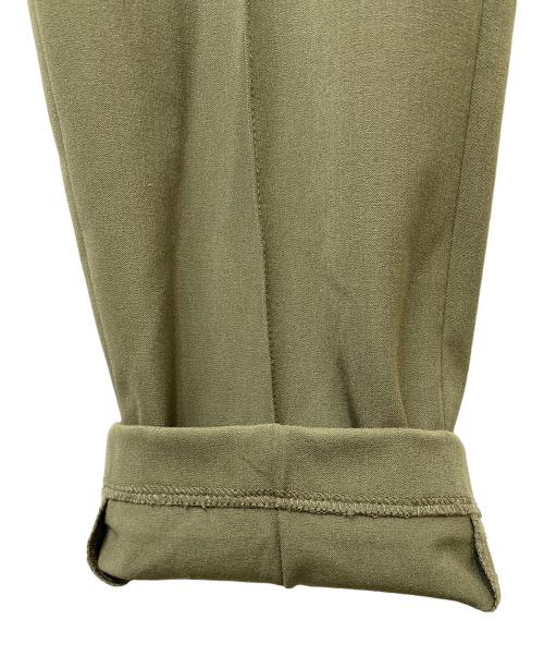 1piu1uguale3（ウノピュウノウグァーレトレ）1piu1uguale3 (ウノピュウノウグァーレトレ) イージースラックスパンツ グリーン サイズ:SIZE 4の古着・服飾アイテム