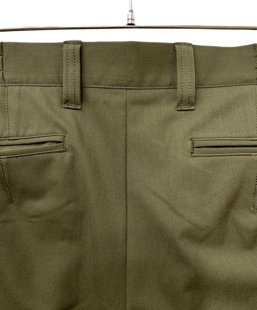 1piu1uguale3（ウノピュウノウグァーレトレ）1piu1uguale3 (ウノピュウノウグァーレトレ) イージースラックスパンツ グリーン サイズ:SIZE 4の古着・服飾アイテム