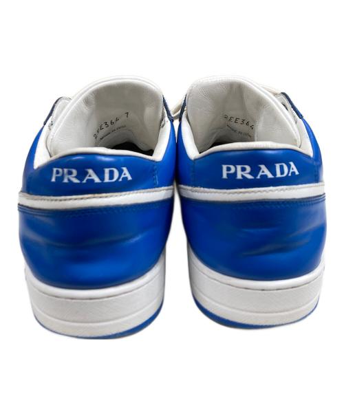 PRADA（プラダ）PRADA (プラダ) ダウンタウン ナッパレザー スニーカー ホワイト×ブルー サイズ:SIZE 7の古着・服飾アイテム