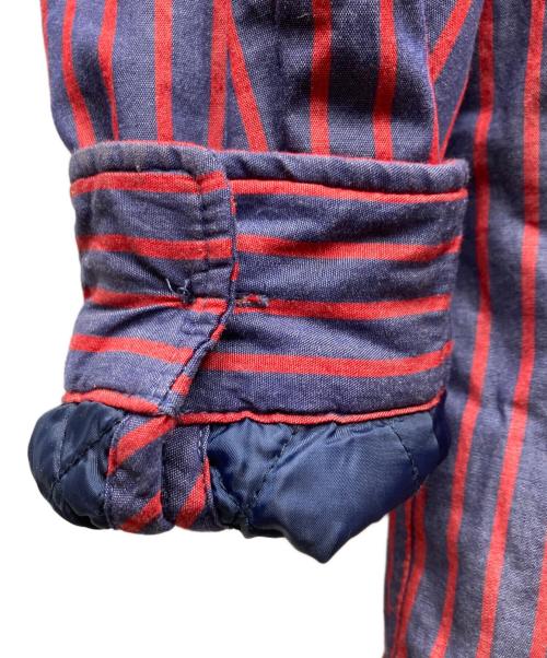 SUPREME（シュプリーム）Supreme (シュプリーム) MM6 Maison Margiela (エムエムシックスメゾンマルジェラ) Padded Shirt 中綿ストライプシャツ レッド×ネイビー サイズ:Sの古着・服飾アイテム