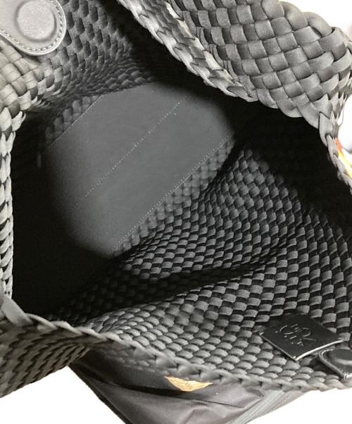 NAGHEDI（ナゲディ）NAGHEDI (ナゲディ) Nomad Large Hobo メッシュ ワンショルダーバッグ ブラック(ONYX)の古着・服飾アイテム