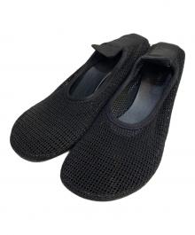 BOTTEGA VENETA（ボッテガベネタ）の古着「メッシュ チャンキーヒール フラットシューズ」｜ブラック