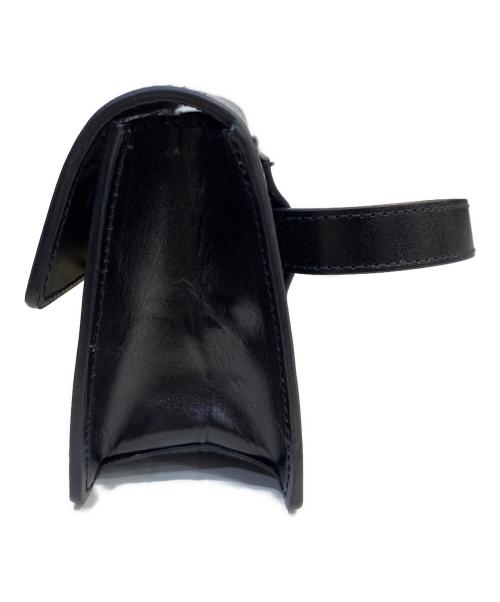 MOFIORA（モフィオラ）MOFIORA (モフィオラ) AMUSEMENT ウエストバッグ ブラックの古着・服飾アイテム