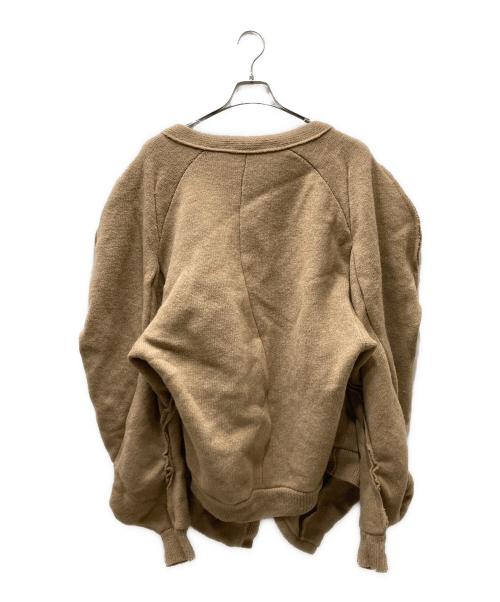 KEISUKE YOSHIDA（ケイスケヨシダ）KEISUKE YOSHIDA (ケイスケヨシダ) bended school cardigan カーディガン ベージュ サイズ:FREEの古着・服飾アイテム