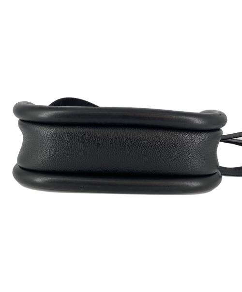 J.W.ANDERSON（ジェイダブリューアンダーソン）J.W.ANDERSON (ジェイダブリューアンダーソン) バンパー15ショルダーバッグ ブラックの古着・服飾アイテム