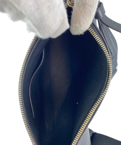 J.W.ANDERSON（ジェイダブリューアンダーソン）J.W.ANDERSON (ジェイダブリューアンダーソン) バンパー15ショルダーバッグ ブラックの古着・服飾アイテム