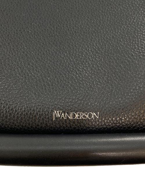 J.W.ANDERSON（ジェイダブリューアンダーソン）J.W.ANDERSON (ジェイダブリューアンダーソン) バンパー15ショルダーバッグ ブラックの古着・服飾アイテム