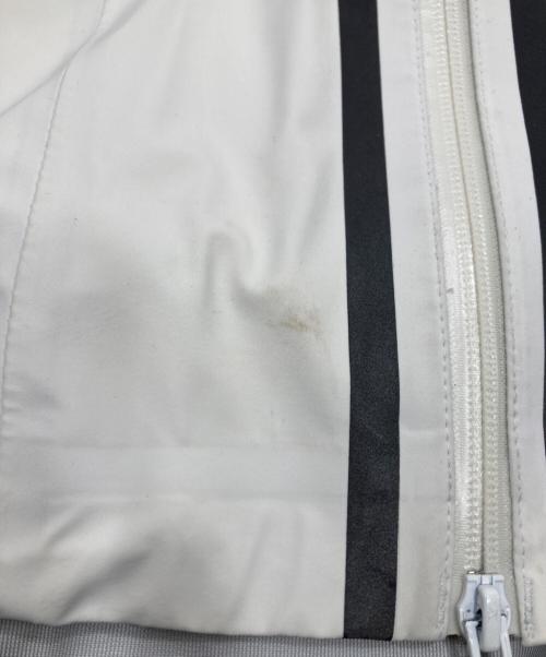 CANADA GOOSE（カナダグース）CANADA GOOSE (カナダグース) OCTOBERS VERY OWN(OVO) TIMBER SHELL x OVO シェルジャケット ホワイト サイズ:Mの古着・服飾アイテム