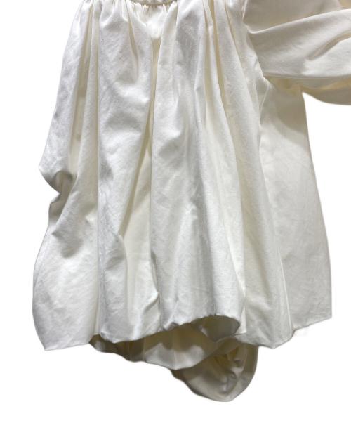 HER.（ハー）HER. (ハー) ボリュームスリーブトップス ホワイト サイズ:SIZE Freeの古着・服飾アイテム