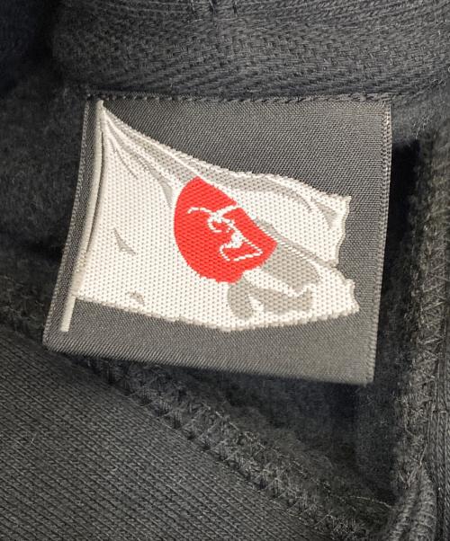 葵産業（アオイインダストリー）葵産業 (アオイインダストリー) GHOST IN THE SHELL タチコマ フーディ パーカー ブラック サイズ:XLの古着・服飾アイテム