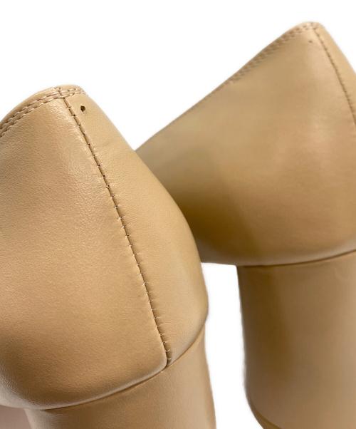 CLANE（クラネ）CLANE (クラネ) HEP ROUND CUT PUMPS  パンプス ベージュ サイズ:SIZE 38の古着・服飾アイテム