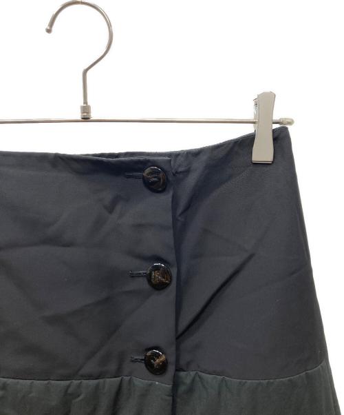 LOEWE（ロエベ）LOEWE (ロエベ) 中綿キルティングスカート ブラック サイズ:38の古着・服飾アイテム