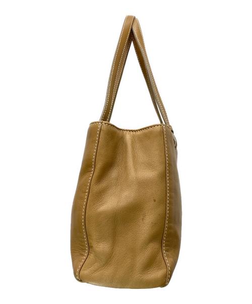 PRADA（プラダ）PRADA (プラダ) プレートデザイン レザーハンドバッグ ベージュの古着・服飾アイテム