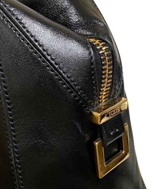 TOD'S（トッズ）TOD'S (トッズ) D-STYLING BAULETTO PICCOLO ハンドバッグ ブラックの古着・服飾アイテム