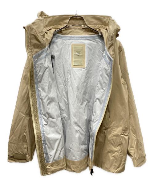 DESCENTE（デサント）DESCENTE (デサント) HARDSHELLJACKET/ハードシェルジャケット ベージュ サイズ:Ｍの古着・服飾アイテム