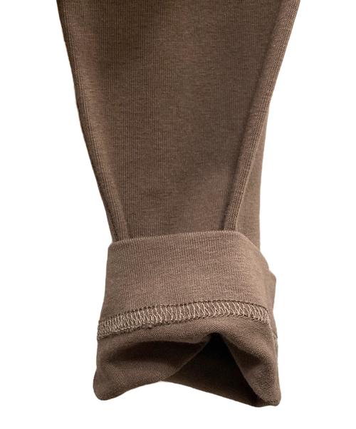 jacquemus（ジャックムス）jacquemus (ジャックムス) ロングスリーブカットソー LE GROS GRAIN T-SHIRT ブラウン サイズ:XSの古着・服飾アイテム