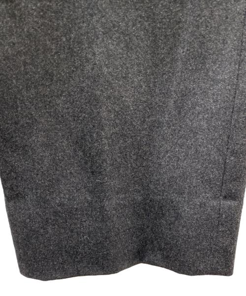 COMOLI（コモリ）COMOLI (コモリ) ウールフラノスラックスパンツ グレー サイズ:2の古着・服飾アイテム