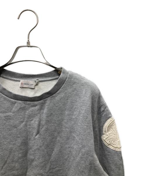 MONCLER（モンクレール）MONCLER (モンクレール) MAGLIA ビックワッペン付き ヴィラーゴスリーブ クルーネックスウェット グレー サイズ:Mの古着・服飾アイテム