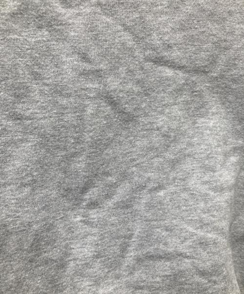 MONCLER（モンクレール）MONCLER (モンクレール) MAGLIA ビックワッペン付き ヴィラーゴスリーブ クルーネックスウェット グレー サイズ:Mの古着・服飾アイテム