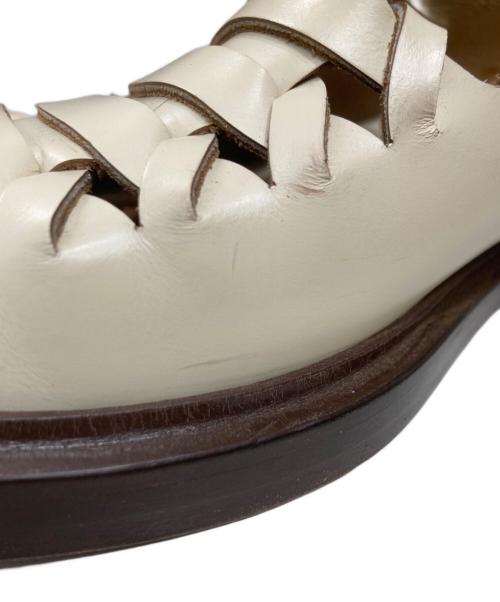 HEREU（ヘリュー）HEREU (ヘリュー) グルカサンダル アイボリー サイズ:38の古着・服飾アイテム