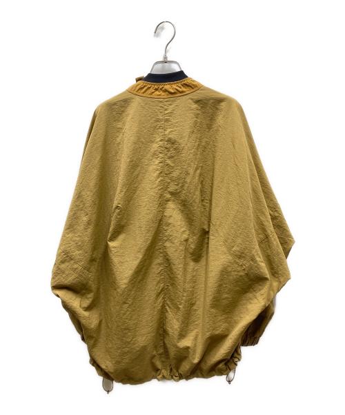 nagonstans（ナゴンスタンス）nagonstans (ナゴンスタンス) デザインナイロンプルオーバー マスタード サイズ:Mの古着・服飾アイテム