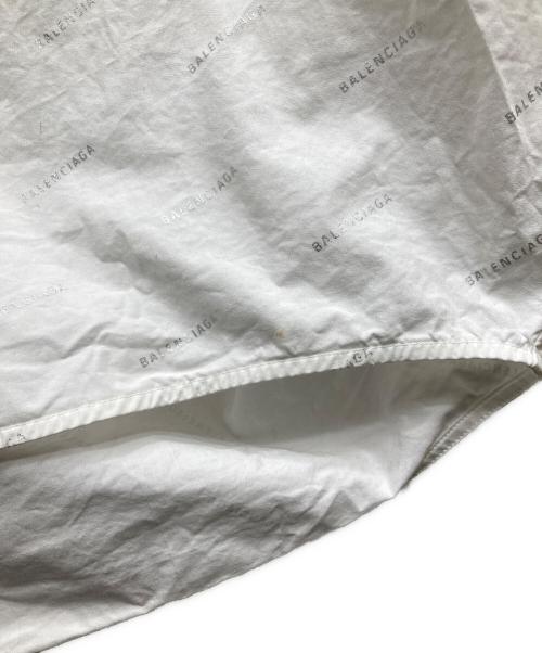 BALENCIAGA（バレンシアガ）BALENCIAGA (バレンシアガ) Logo-printed shirt ロゴプリントシャツ ホワイト サイズ:SIZE 40の古着・服飾アイテム