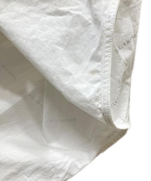 BALENCIAGA（バレンシアガ）BALENCIAGA (バレンシアガ) Logo-printed shirt ロゴプリントシャツ ホワイト サイズ:SIZE 40の古着・服飾アイテム