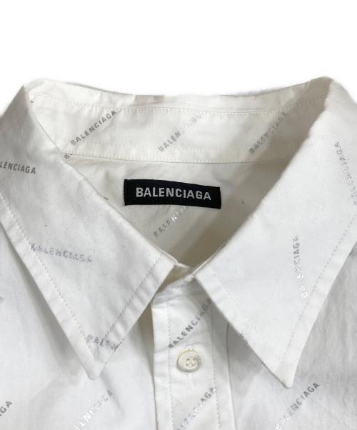 BALENCIAGA（バレンシアガ）BALENCIAGA (バレンシアガ) Logo-printed shirt ロゴプリントシャツ ホワイト サイズ:SIZE 40の古着・服飾アイテム