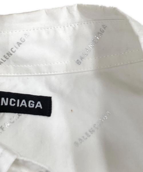 BALENCIAGA（バレンシアガ）BALENCIAGA (バレンシアガ) Logo-printed shirt ロゴプリントシャツ ホワイト サイズ:SIZE 40の古着・服飾アイテム