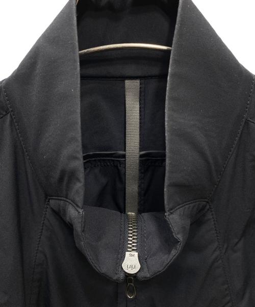 KAZUYUKI KUMAGAI ATTACHMENT（カズユキクマガイ アタッチメント）KAZUYUKI KUMAGAI ATTACHMENT (カズユキクマガイ アタッチメント) Ny/Peタッサートラックジャケット ブラック サイズ:SIZE 1の古着・服飾アイテム