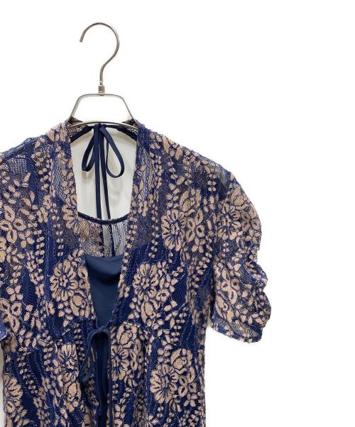 Kaene（カエン）Kaene (カエン) 配色レースエプロンワンピース ベージュ×ネイビー サイズ:SIZE 38の古着・服飾アイテム