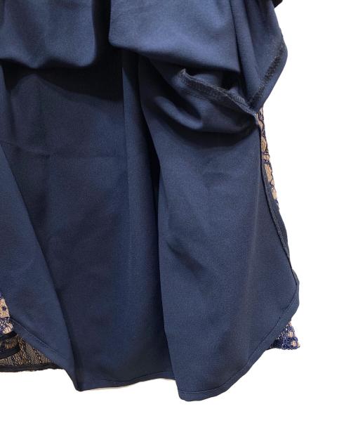 Kaene（カエン）Kaene (カエン) 配色レースエプロンワンピース ベージュ×ネイビー サイズ:SIZE 38の古着・服飾アイテム