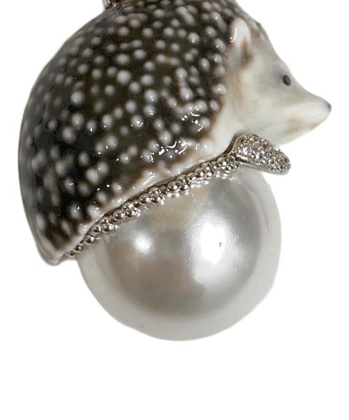 YVMIN（イヴミン）YVMIN (イヴミン) ウッドヘッジホッグ パールネックレス ブラウンの古着・服飾アイテム