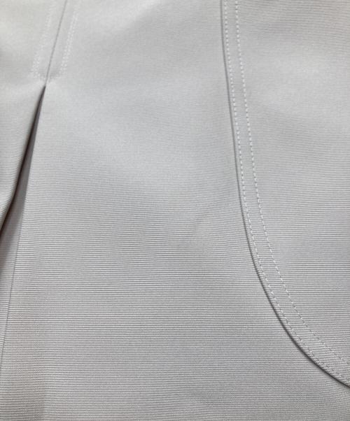 FOXEY NEWYORK（フォクシーニューヨーク）FOXEY NEWYORK (フォクシーニューヨーク) Faille Cargo Pleated Skirt プリーツフレアスカート ベージュ サイズ:40の古着・服飾アイテム