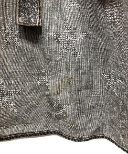 FAITH CONNEXION（フェイスコネクション）FAITH CONNEXION (フェイスコネクション) スターデザイン デニムジャケット グレー サイズ:SIZE Lの古着・服飾アイテム