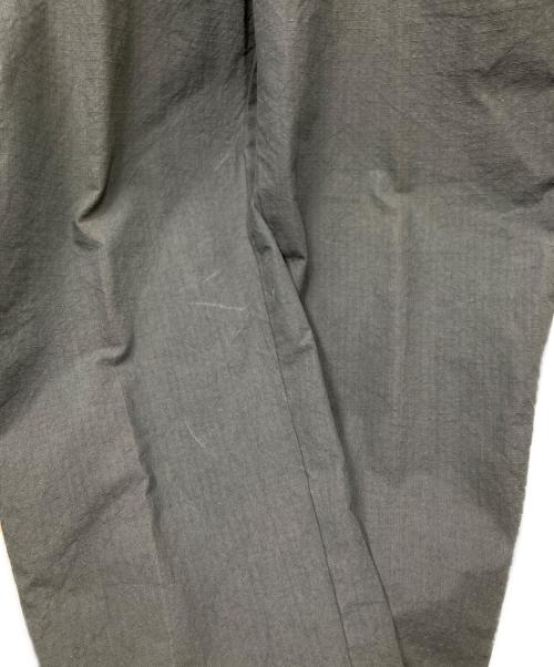 UNDERCOVER（アンダーカバー）UNDERCOVER (アンダーカバー) ジップディテール パンツ グレー サイズ:SIZE 3の古着・服飾アイテム