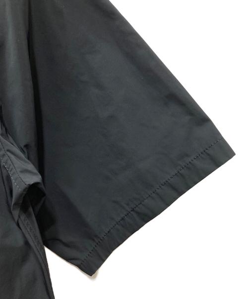 PRADA（プラダ）PRADA (プラダ) 半袖 ポリエステル シャツ ブラック サイズ:XSの古着・服飾アイテム