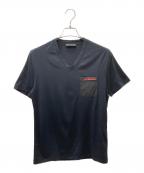 PRADAプラダ）の古着「Vネック ポケット Tシャツ」｜ネイビー