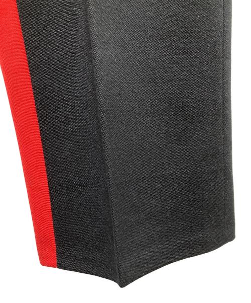 PRADA（プラダ）PRADA (プラダ) レッドライン ウールスラックス ブラック×レッド サイズ:SIZE 48の古着・服飾アイテム