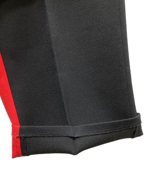 PRADA（プラダ）PRADA (プラダ) レッドライン ウールスラックス ブラック×レッド サイズ:SIZE 48の古着・服飾アイテム