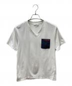 PRADAプラダ）の古着「VネックポケットTシャツ」｜ホワイト
