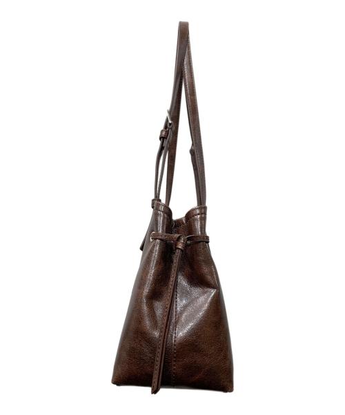 CHARLES & KEITH（チャールズアンドキース）CHARLES & KEITH (チャールズアンドキース) ノアン イーロンゲイティハンドル ショルダーバッグ ブラウンの古着・服飾アイテム